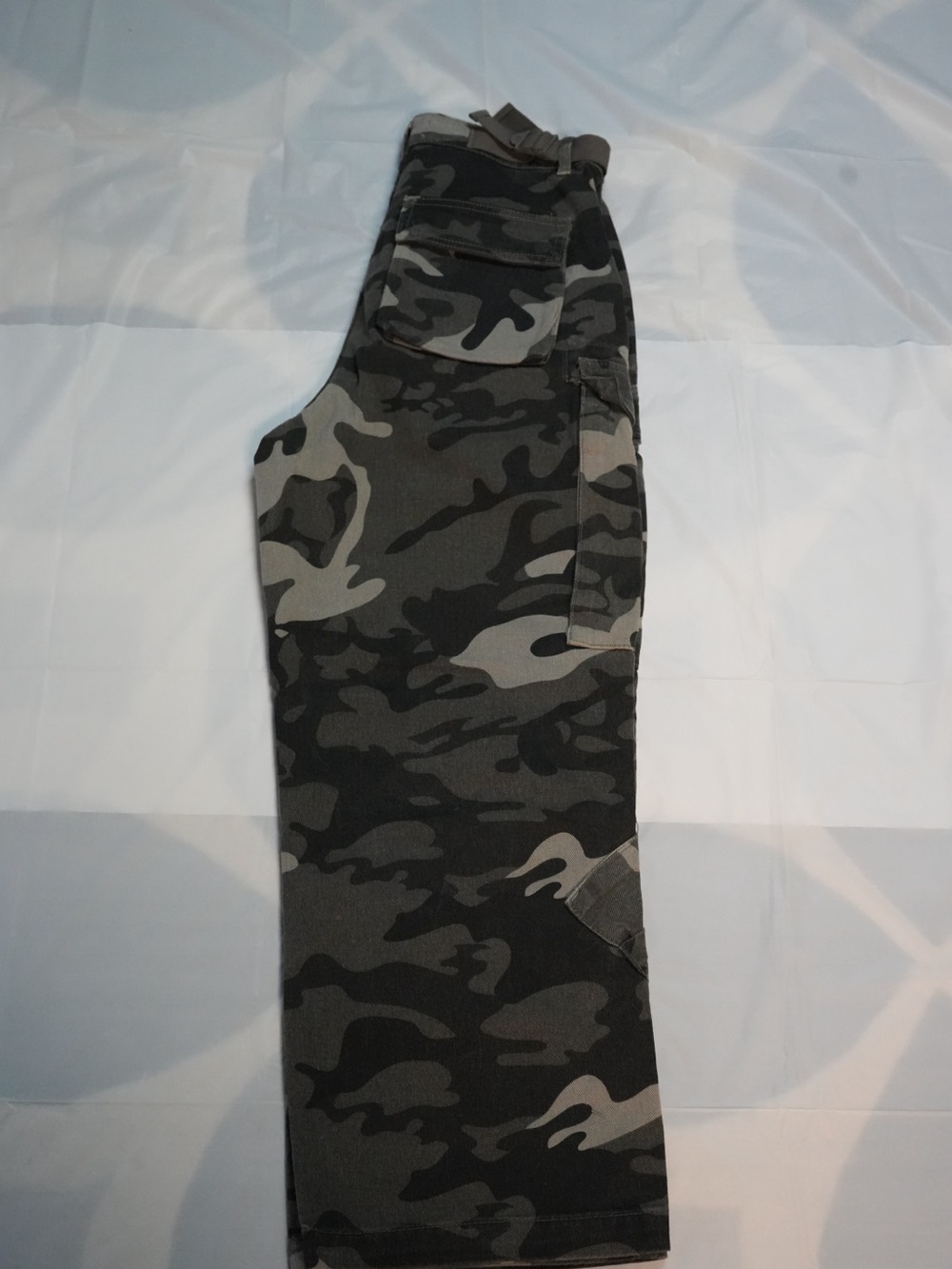 YoungLA Camo Cargo Pants - Picture 13 of 13